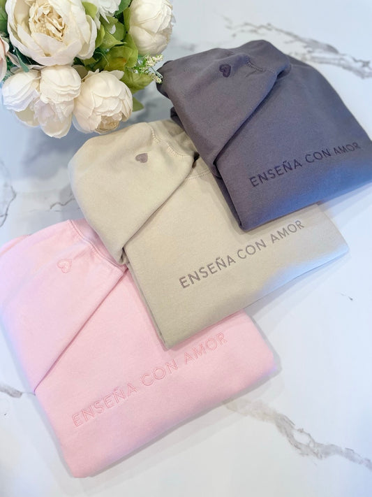 Enseña con Amor Embroidered Sweatshirt